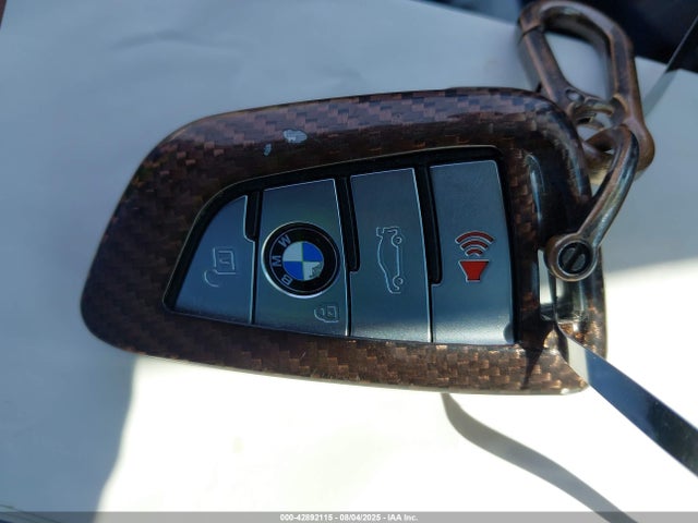WBA7T2C09LCD61808 BMW 740I