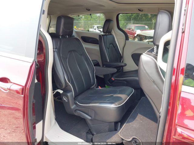 2022 CHRYSLER PACIFICA 2C4RC1GG5NR103967 Photo 7