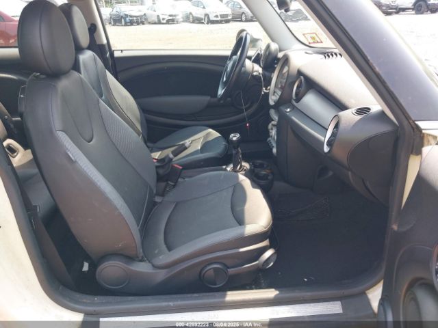 2008 MINI COOPER WMWMF33528TU69137 Photo 4