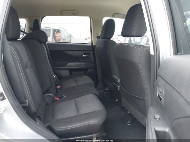 2016 MITSUBISHI OUTLANDER JA4AD3A35GZ005763 Photo 7