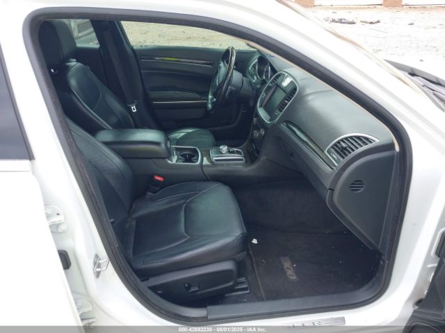 2015 CHRYSLER 300C 2C3CCAEG4FH749716 Photo 4