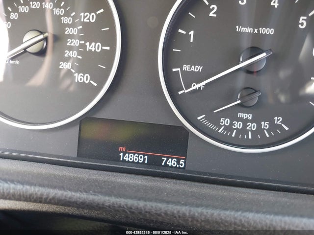 WBA3B1G51FNT03988 BMW 320i