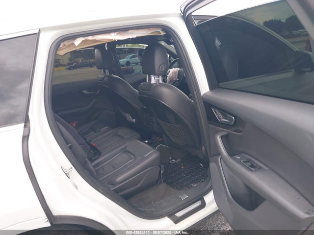 2017 AUDI Q7 WA1AHAF7XHD043167 Photo 7