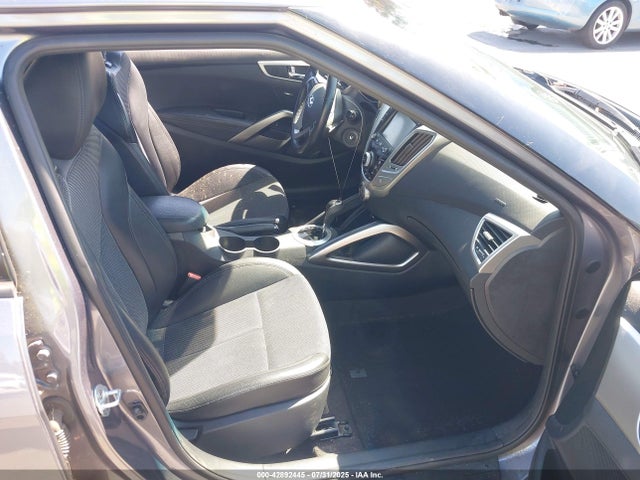 Продаж на аукціоні авто 2016 Hyundai Veloster, vin: KMHTC6AD9GU288978, номер лоту: 42892445