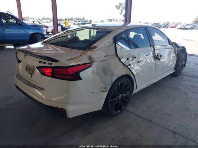 Nissan 2022 2022 1N4BL4CV7NN300598 Image 4