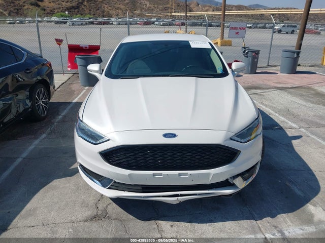 3FA6P0PUXJR268205 Ford Fusion Energi Se Luxury