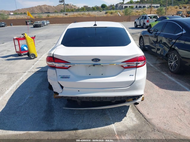 3FA6P0PUXJR268205 Ford Fusion Energi Se Luxury