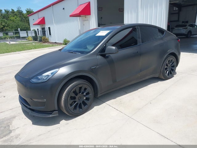 Tesla 2021 2021 5YJYGDED7MF103893 Image 2