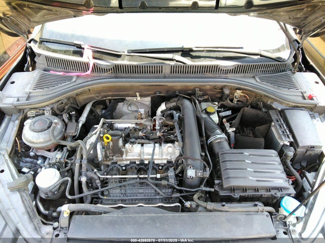 3VWC57BUXKM181046 Volkswagen 1.4 tsi