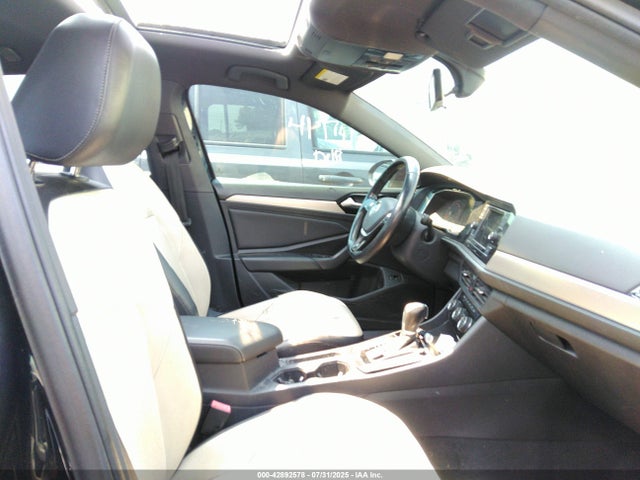 3VWC57BUXKM181046 Volkswagen 1.4 tsi