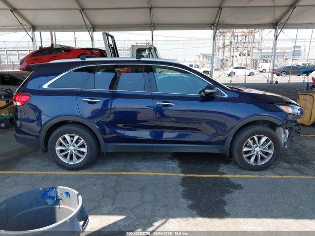 5XYPG4A38HG303396 KIA 2017