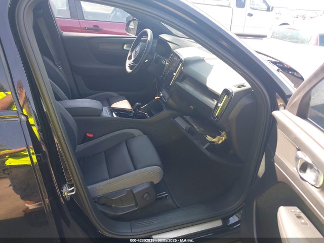 Volvo e400v6 2023 YV4ED3UK7P2053619 Image 4