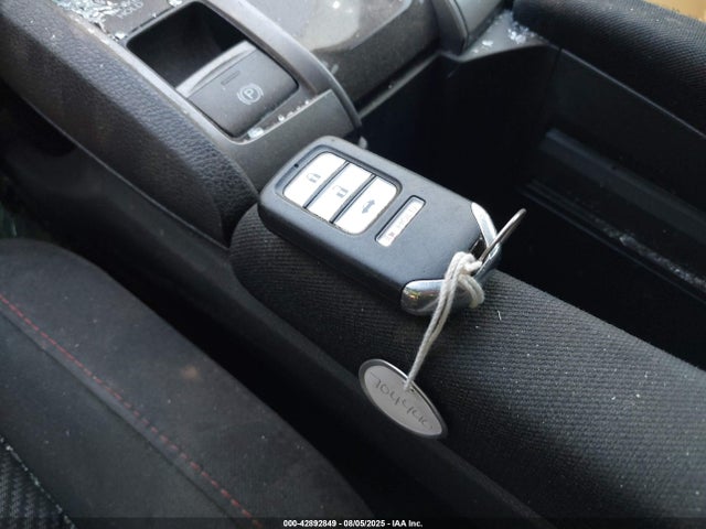 Honda l15b7 2019 2HGFC1E52KH704440 Image 11