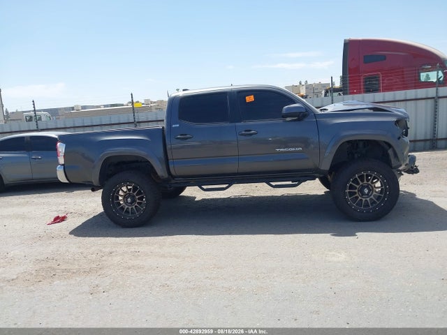 3TMCZ5AN5HM092449 Toyota Tacoma Sr5 V6
