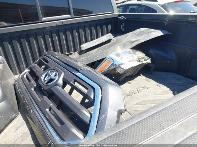 3TMCZ5AN5HM092449 Toyota Tacoma Sr5 V6