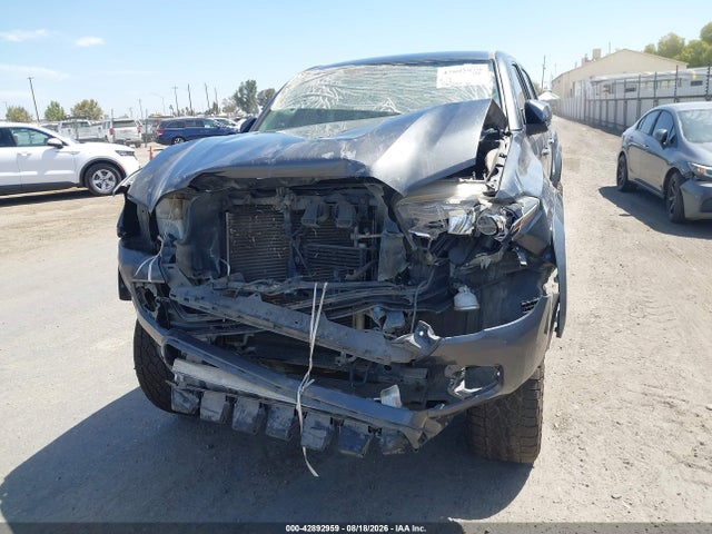3TMCZ5AN5HM092449 Toyota Tacoma Sr5 V6