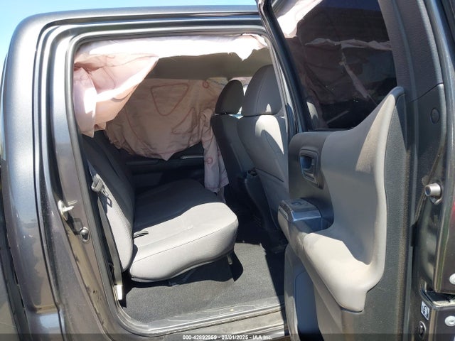 3TMCZ5AN5HM092449 Toyota Tacoma Sr5 V6