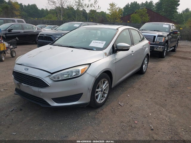 Ford 2015 2015 1FADP3F23FL297463 Image 2