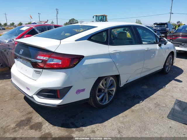 JHMZC5F30JC006439 Honda leb3(h4)