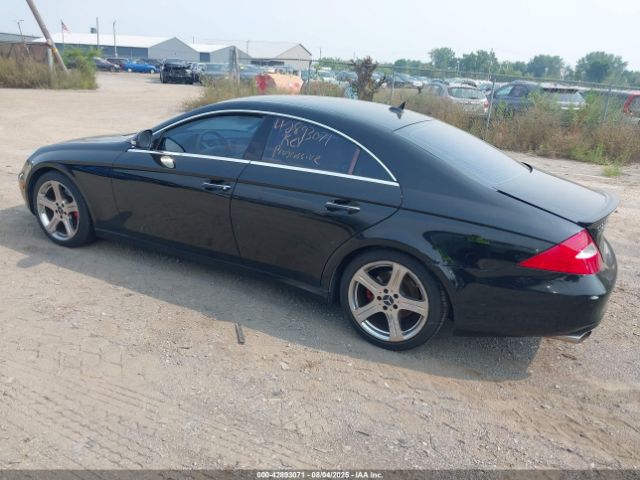 2007 MERCEDES-BENZ CLS 550 WDDDJ72X57A093299 Photo 2