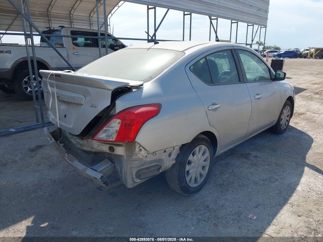 3N1CN7AP1HK436141 Nissan 2017