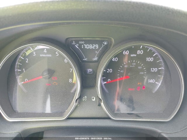 3N1CN7AP1HK436141 Nissan 2017