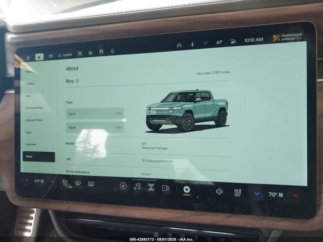 Rivian r1t 2022 7FCTGAAA8NN009099 Image 7