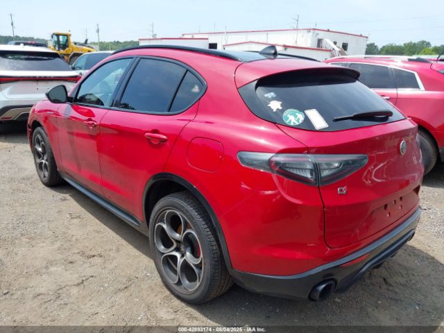 2024 ALFA ROMEO STELVIO ZASPAKBN0R7D79058 Photo 2