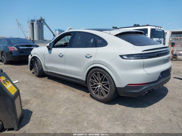 2024 PORSCHE CAYENNE WP1BA2AY5RDA50967 Photo 2