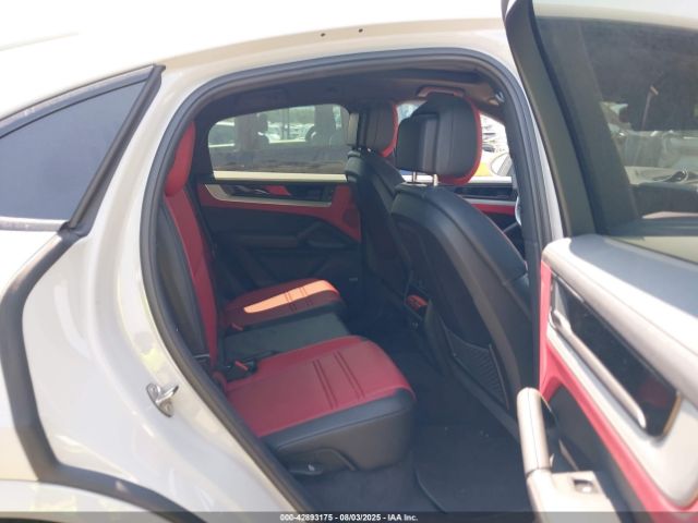 2024 PORSCHE CAYENNE WP1BA2AY5RDA50967 Photo 7