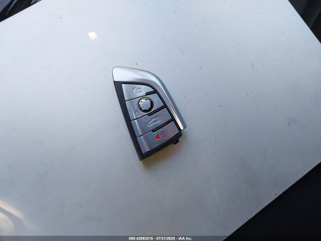 BMW 530e 2018 WBAJA9C55JB251175 Image 11