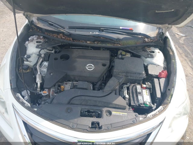 Nissan Altima 2015 1N4AL3AP8FC253802 Image 10
