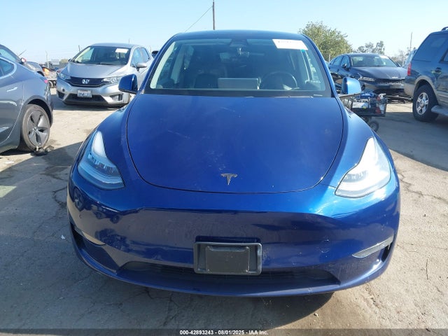 5YJYGDEE5MF068439 Tesla Model Y