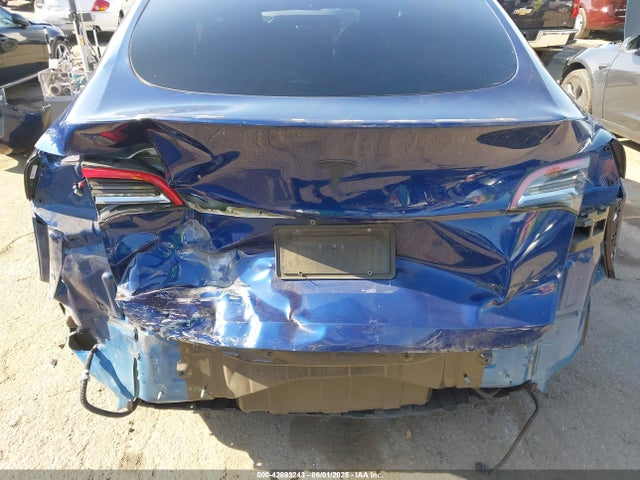 5YJYGDEE5MF068439 Tesla Model Y