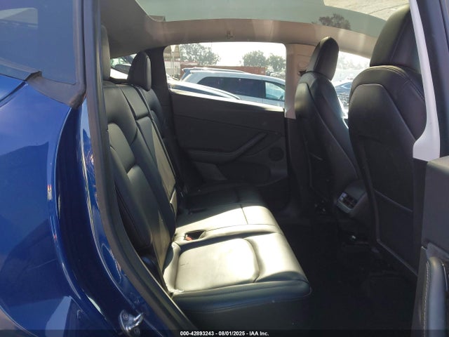 5YJYGDEE5MF068439 Tesla Model Y