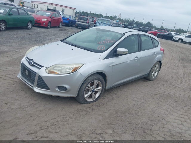 Ford 2014 2014 1FADP3K22EL172863 Image 2
