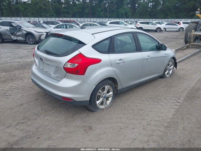 Ford 2014 2014 1FADP3K22EL172863 Image 4