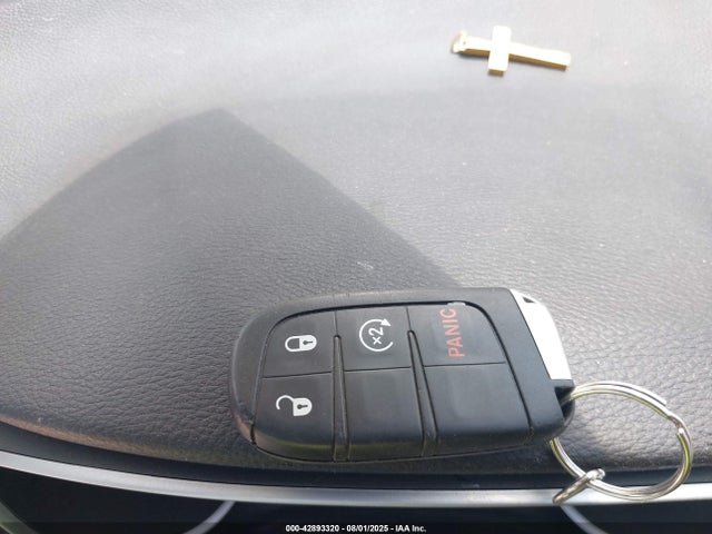 3C4NJCBB2JT286862 Jeep Compass
