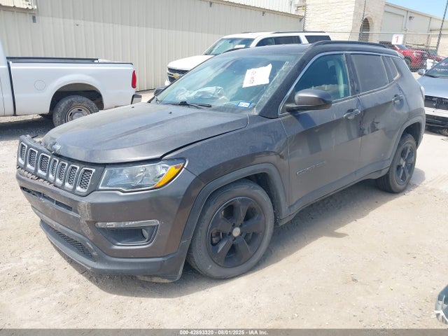 3C4NJCBB2JT286862 Jeep Compass