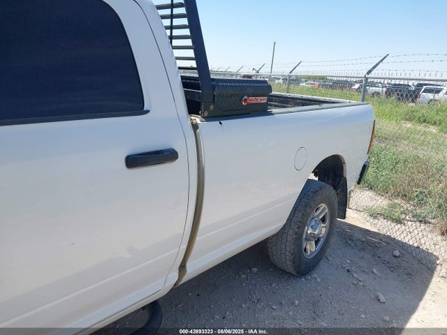 3C6UR5HJ9JG284301 RAM 2018