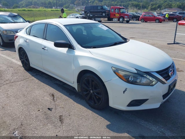 Aukcja sprzedaży 2017 Nissan Altima 2.5 Sr, vin: 1N4AL3AP8HC184709, numer aukcji: 42893482