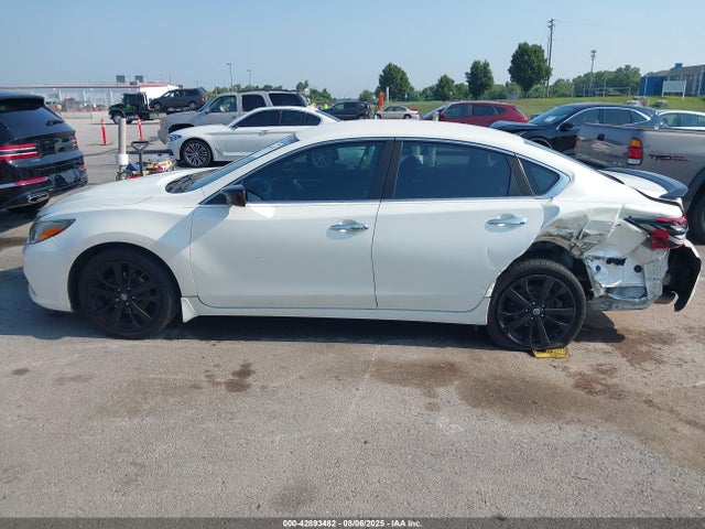 Aukcja sprzedaży 2017 Nissan Altima 2.5 Sr, vin: 1N4AL3AP8HC184709, numer aukcji: 42893482