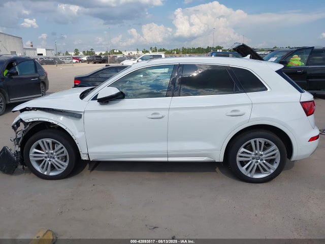 WA1BNAFY8J2174346 Audi Q5