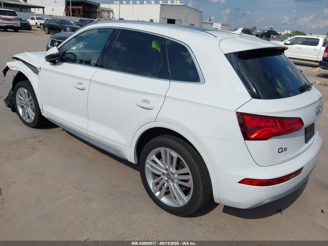 WA1BNAFY8J2174346 Audi Q5