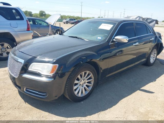 2013 CHRYSLER 300 2C3CCAAGXDH556439 Photo 1