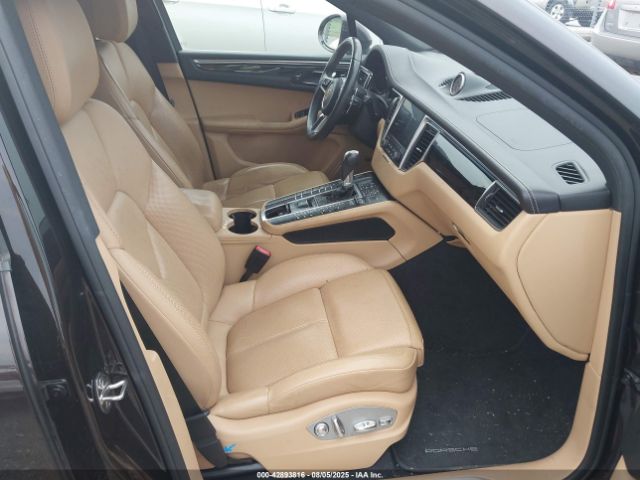 2018 PORSCHE MACAN WP1AB2A51JLB32090 Photo 4