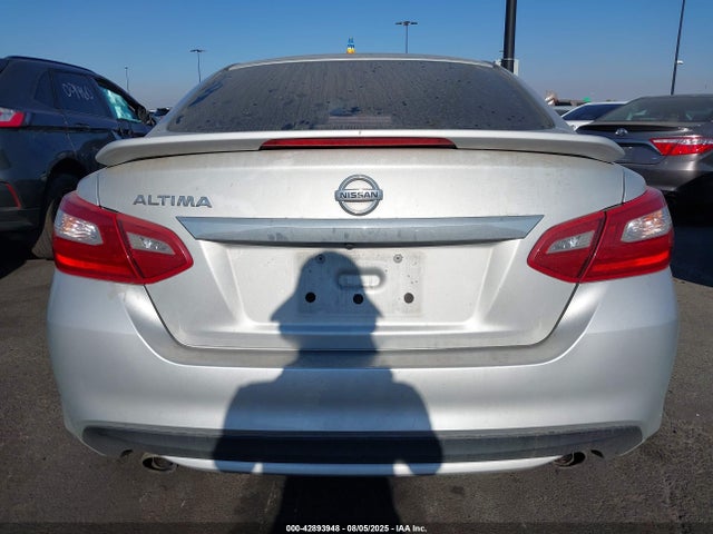 1N4AL3AP9JC103206 Nissan 2018