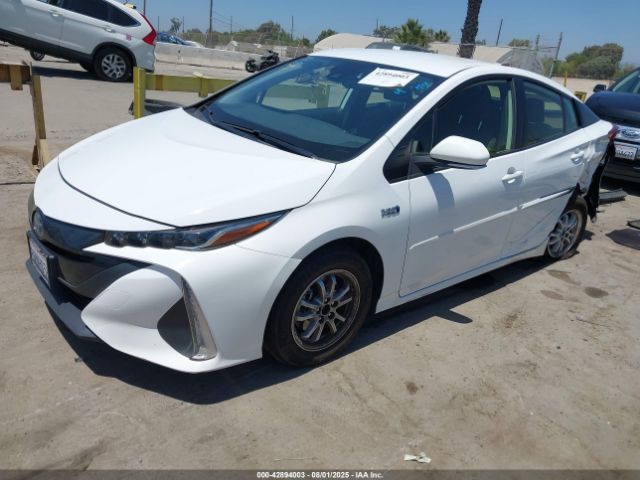2021 TOYOTA PRIUS PRIME JTDKAMFP9M3192850 Photo 1
