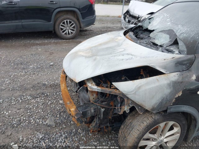 JN8AF5MR8ET352116 Nissan 2014