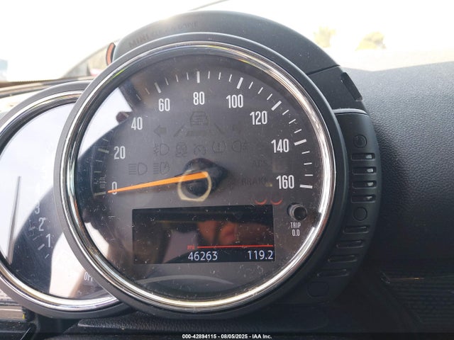 Mini Clubman Cooper 2017 WMWLN5C39H2E33849 Image 15